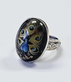 Amy Kahn Russell Hand Painted Onyx Peacock Ring Ring weighs 10.8