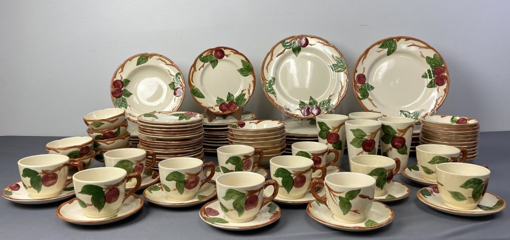 98 Piece Set Franciscan Pottery in Apple Pattern Majority of set is marked with the early rainbow (1 of 4)