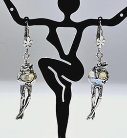 Sterling Silver Crystal Frog Earrings Earrings weigh 8.8 Grams
