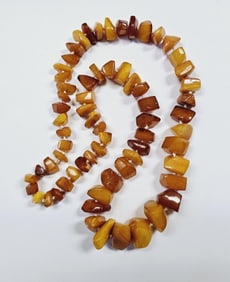 Vintage Butterscotch Amber Beaded Necklace Necklace weighs 74.4 Grams Measures 28"