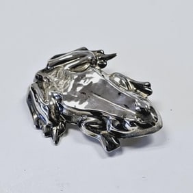 Sterling Silver Hollow Frog Brooch Brooch weighs 20.3 Grams