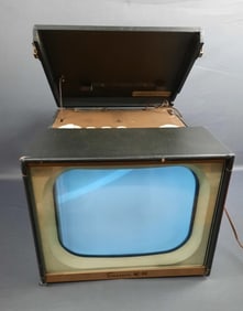 Emerson AC DC Portable Television Model 1146 Series
