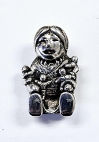 1991 Carol Felly Sterling Storyteller Brooch Brooch weighs 13.4 Grams