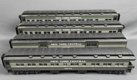 Lionel Heavyweight Passenger Cars O Gauge Untested. Some rubber at ends cracked. Please see images