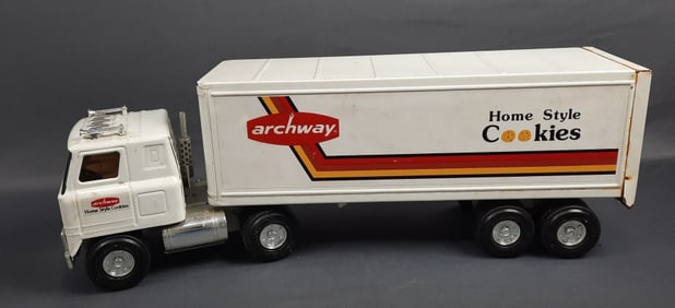 ERTL Archway Home Style Cookies Metal Semi Truck Some rust present. Please see images for details