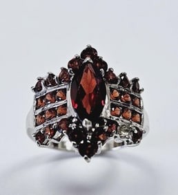 Sterling Silver Marquise Cut Garnet Ring Ring weighs 6.1 Grams Size 9