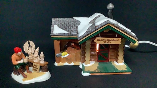 Dept 56 Woody's Woodland Crafts #56.55333 Some cracks in the snow on the