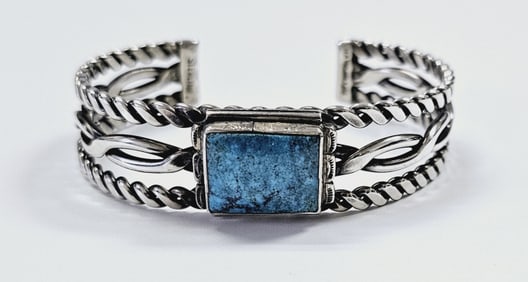 Sterling Silver Denim Lapis Cuff Bracelet Bracelet weighs 27.8 Grams
