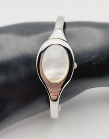 Lee Sands Sterling Silver Mother of Pearl Watch Watch Measures 5"