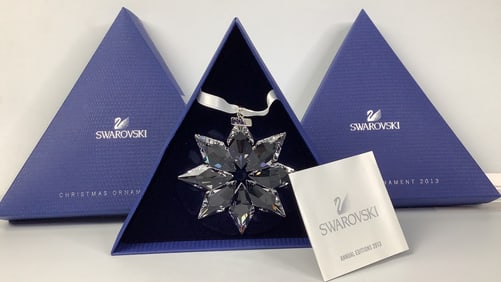 2013 Swarovski Crystal Annual Ornament & Box Measures 3" No chips or cracks