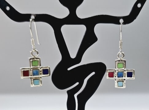 Sterling Silver Cross Earrings Earrings weigh 2.3 Grams: Earrings weigh 2.3 Grams
