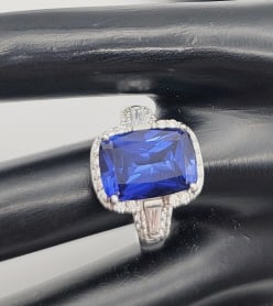 Sterling Silver Blue CZ Cocktail Ring Ring Weighs 6.1 Grams Size 9: Ring Weighs 6.1 Grams Size 9