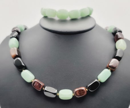 Green Aventurine Tigers Eye and Obsidian Set Necklace Measures 20": Necklace Measures 20" Bracelet Measures 6" Gold Tone Clasp