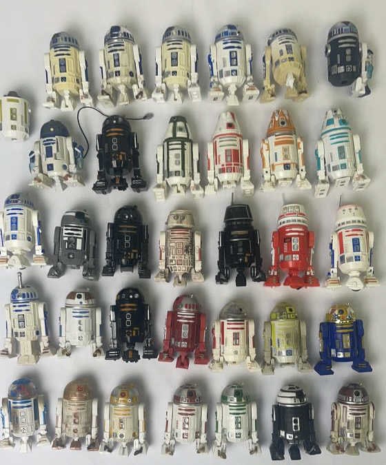 Star Wars Astromech Droid lot of 32 32 Astromech 3.75" scale droids (1 of 7)