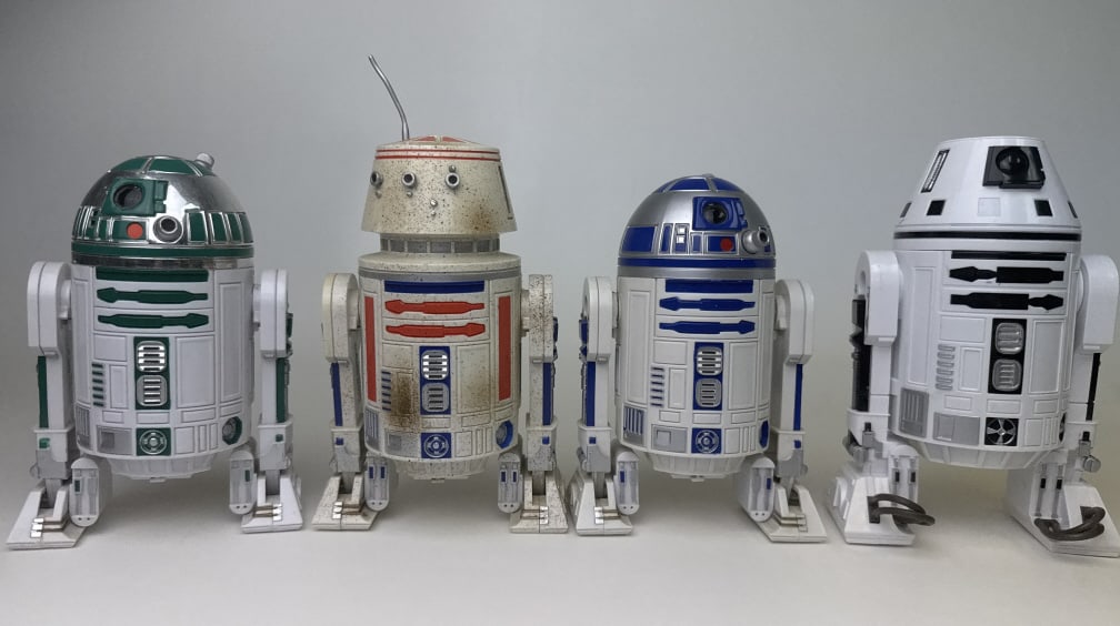 Star Wars Hasbro 6"? Astromech Lot of 4 R5-D4, R2-D2, R2-A6, R0-4LO. Some play/shelf wear.: R5-D4, R2-D2, R2-A6, R0-4LO. Some play/shelf wear.