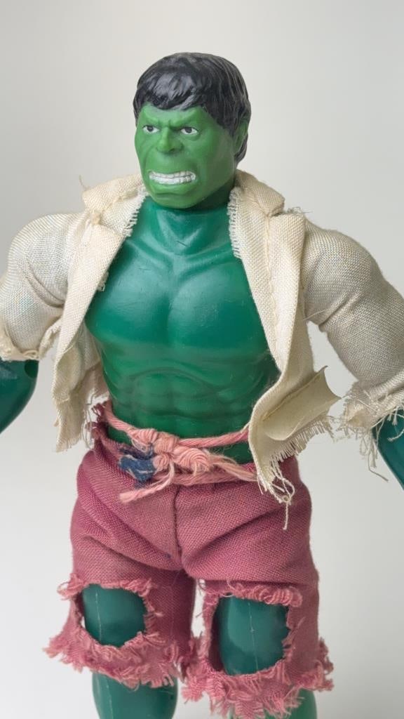 Vintage Mego 8 Inch Incredible Hulk Action Figure (1 of 4)