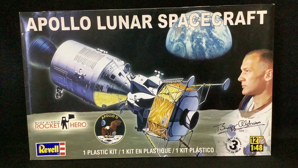 Apollo Lunar Space Craft Model #85-5090 1:48 Buzz Aldrin  Bags are sealed. (1 of 12)