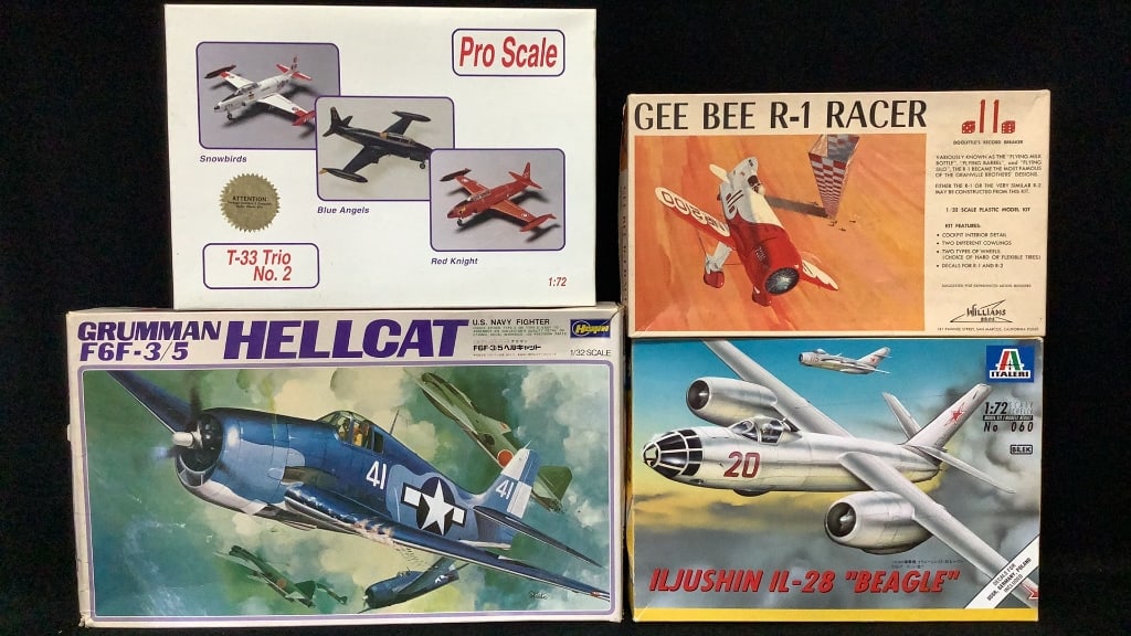 Williams 1:32 Gee Bee R-1 Racer #32-711 Italeri 1:72 Iljushin IL-28 Beagle #060 Hasagawa 1:32 (1 of 16)
