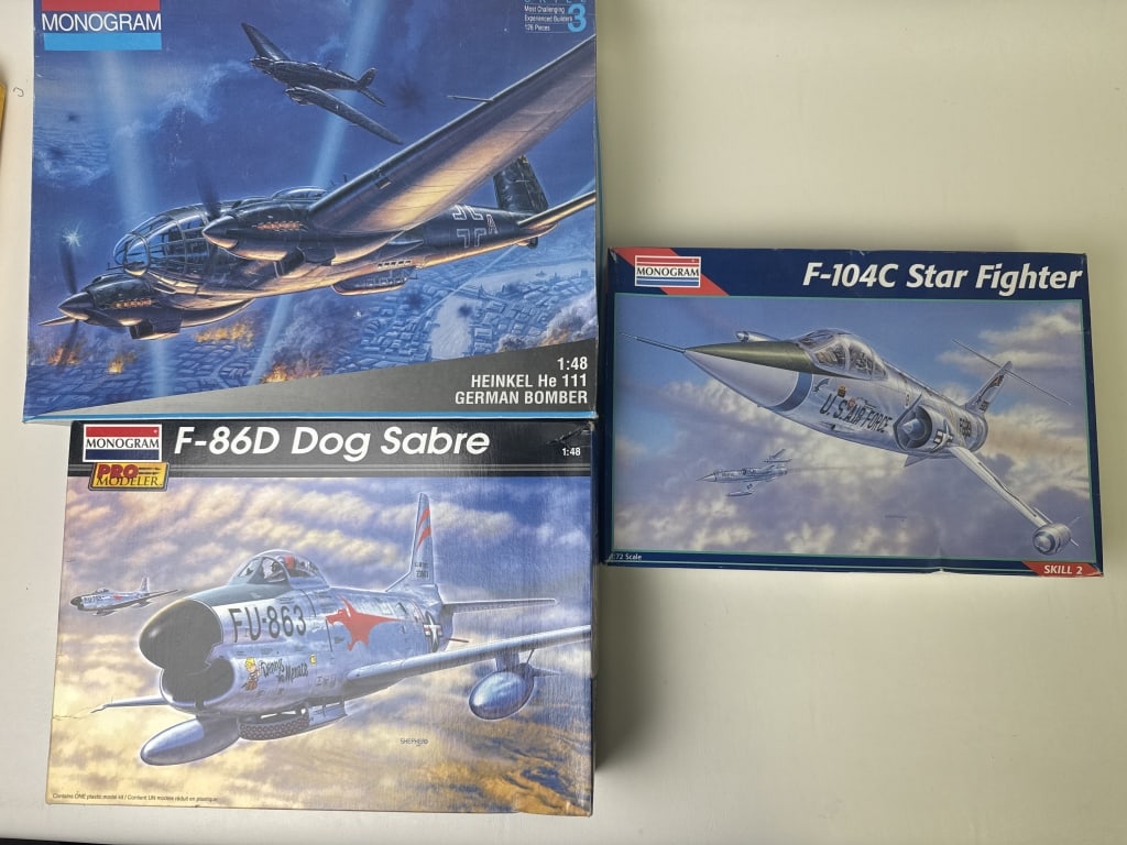 Monogram Model Plane Lot German Bomber #5409 F-86D Dig Sabre #85-5970 F-104C Star fighter #85-5240 (1 of 6)