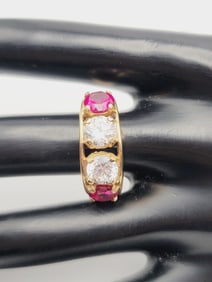 14K Yellow Gold Clear & Red CZ Ring Ring Weighs 7.5 Grams  Size 8.5