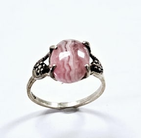 Sterling Silver Rhodochrosite Ring Ring weighs 2.8 Grams Size 8.25