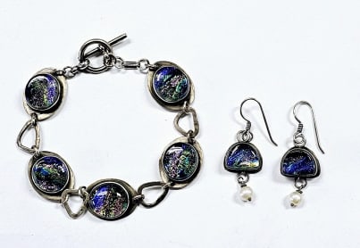 Sterling Silver Dichroic Glass Bracelet & Earrings Bracelet and earrings weigh 27.2 Grams Total