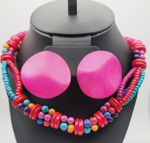 Vintage Multi Color Wooden Necklace & Earrings Necklace Measures 19"
