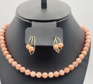 14K Gold Pink Coral Necklace & Earrings Necklace Measures