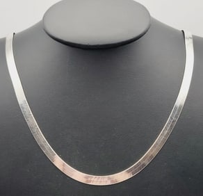 Milor Italy Sterling Silver Herringbone Chain Necklace Measures 30"  Necklace Weighs 22.4 Grams