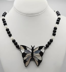 Lee Sands Mother of Pearl Inlay Necklace Necklace Measures 19"