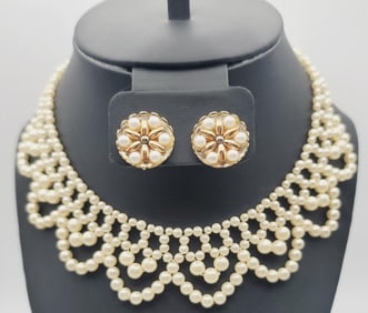 Vintage Faux Pearl Beaded Collar Set Necklace Measures 16" Gold Tone Metal