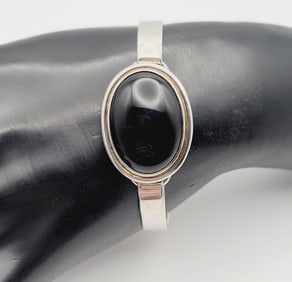 Sterling Silver Onyx Bracelet Bracelet Measures 5"  Bracelet Weighs 21.8 Grams