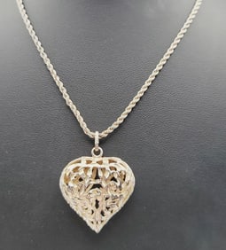 Vintage Sterling Silver Filigree Heart Necklace Necklace Measures 21"  Necklace Weighs 18 Grams
