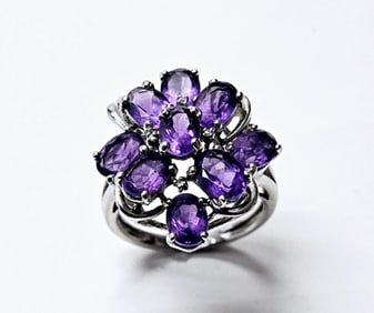 Sterling Silver Amethyst Cluster Ring Ring weighs 5.9 Grams Size 9.5