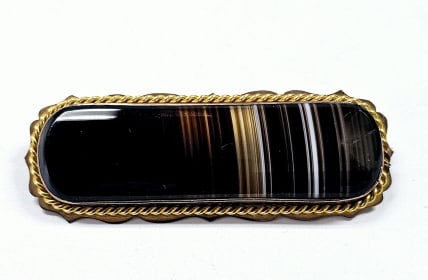 Gold Filled Banded Agate Victorian Mourning Brooch Brooch weighs 18.2 Grams