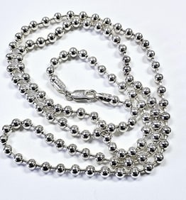 Sterling Silver Ball Chain Necklace Italy Necklace weighs 44.1 grams Measures 30"
