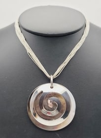 Sterling Silver Mother of Pearl Necklace Necklace Measures 26"  Necklace Weighs 32.2 Grams