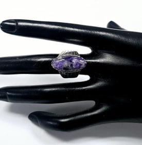 Jay King Sterling Silver Purple Charoite Ring Ring weighs 9.7 Grams Size 5.5