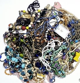 Huge Jewelry Mystery Grab Bag 10lbs+ #3 Huge Jewelry Mystery Grab Bag 10lbs+ #3