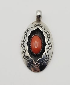 Vintage Sterling Silver Coral Pendant Pendant Weighs 3 Grams  Metal Not Stamped