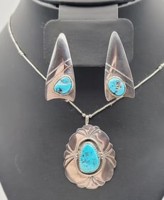 Native American Sterling  Turquoise Necklace Set Necklace Measures 20"
