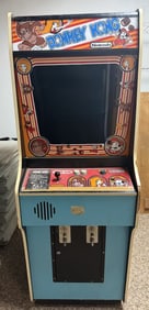 Vintage Donkey Kong Arcade Game Nintendo 1981 Does not power on. Sold as is untested.