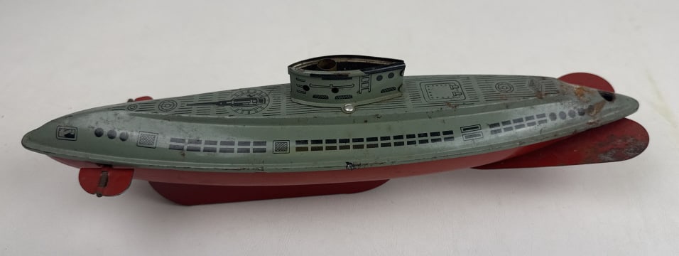 Wolverine S-87 Wind Up Tin & Pressed Steel Sub Diving WW2 Submarine from the 1940s, no key. Some (1 of 6)