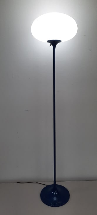 Laurel Lamp Co MCM Blue Tulip Floor Lamp Floor Lamp with tulip or mushroom (1 of 12)
