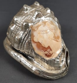 Vintage MM Scognamiglio Signed Hand Carved Conch Shell Cameo