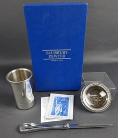 1997 USA Salisbury Pewter Clinton Gore Desk Set Inauguration Desk Set from 1997 for Bill Clinton and