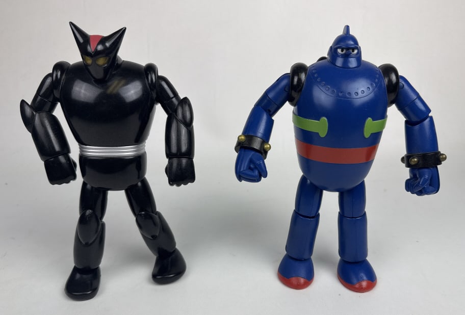 Medicom Tetsujin 28 Black Ox Miracle 8" Figures Black ox eyes light up.: Black ox eyes light up.