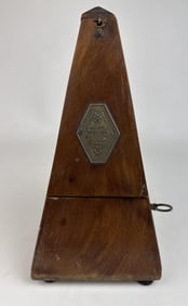 Maelzel Paquet  France 1815-1846 Wood Metronome Antique metronome from the 19th century.