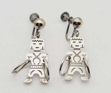Native American Sterling Hoop Dancer Earrings Earrings Weigh 5.9 Grams: Earrings Weigh 5.9 Grams