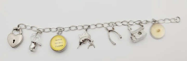Vintage Sterling Silver Charm Bracelet Bracelet Measures 6"  Bracelet Weighs 13.9 Grams (1 of 7)